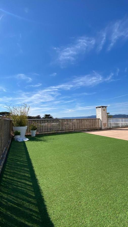 Charming Studio With Pool In Saint Tropezアパートメント エクステリア 写真