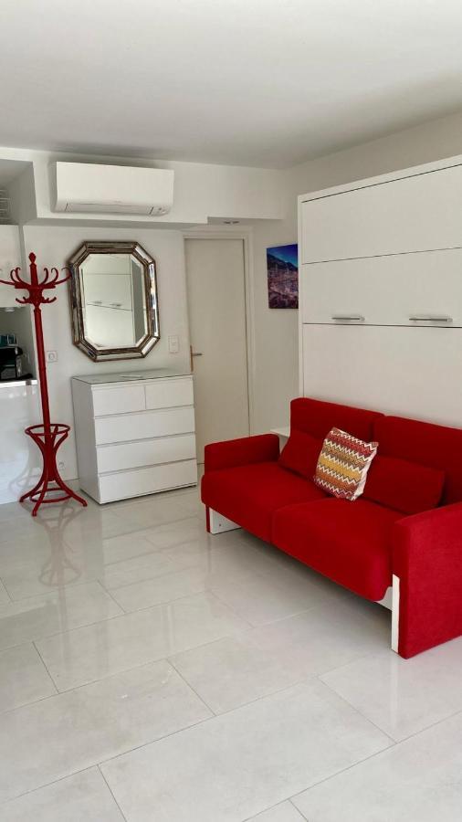 Charming Studio With Pool In Saint Tropezアパートメント エクステリア 写真